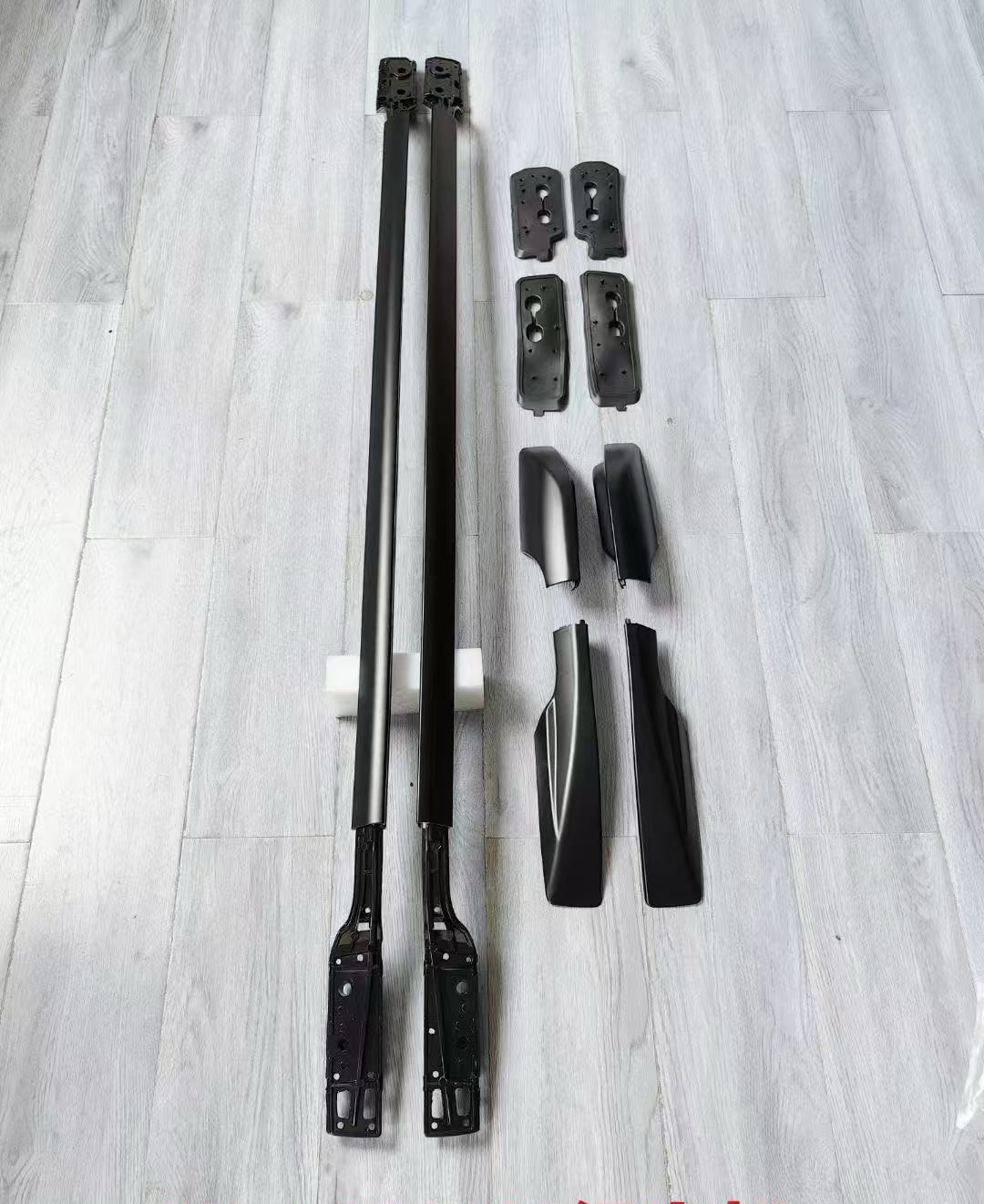 RAV4用ルーフラック、耐久性のあるアルミ合金とプラスチック - Market Car Accessories のレビューと価格